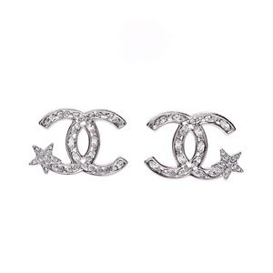 2020 CHANEL Moscova CC Crystals Earrings Star